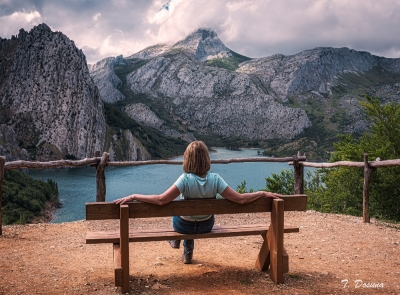 Mirador de las Biescas. En los Fiordos de León